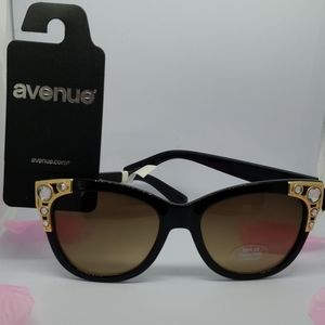 AVENUE Black Embellished Shades
